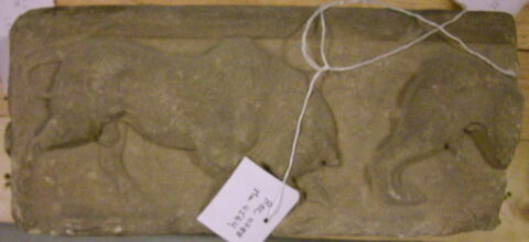 relief ; bloc de frise, image 4/6