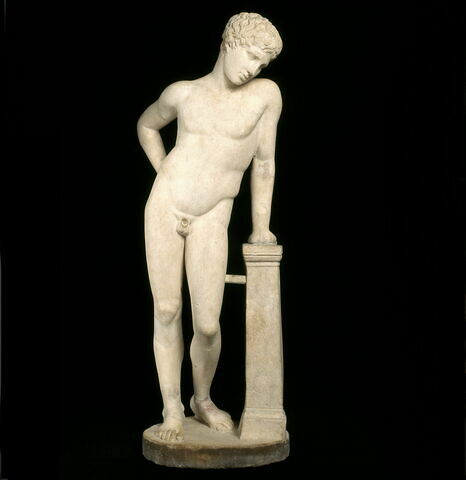 Statue d'éphèbe du type de "Narcisse"