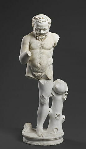 statuette, image 2/3