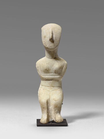 statuette