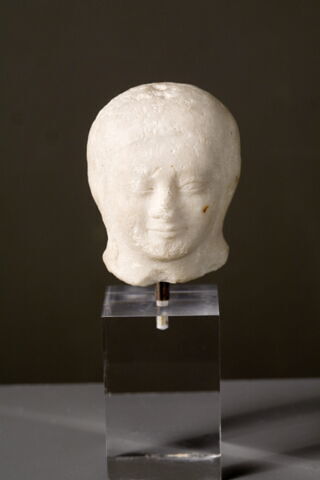statuette, image 2/4