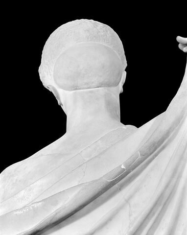 Aphrodite du type de la Venus Genitrix, image 23/27