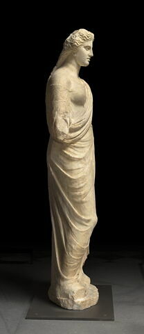 statue, image 3/10