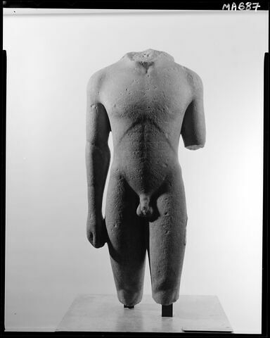 statue, image 3/8