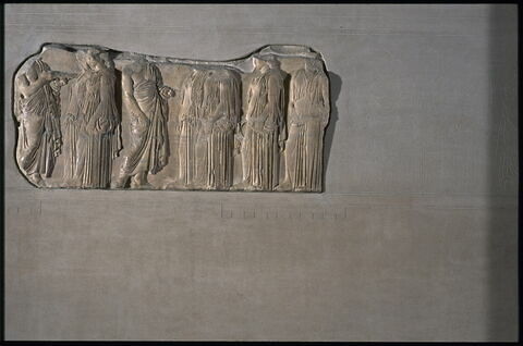 Plaque des Ergastines, bloc 7 de la frise Est des Grandes Panathénées, image 11/16
