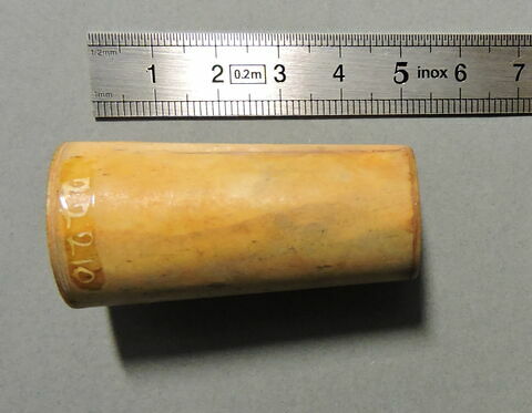 cornet à dés  ; pyxis, image 4/6