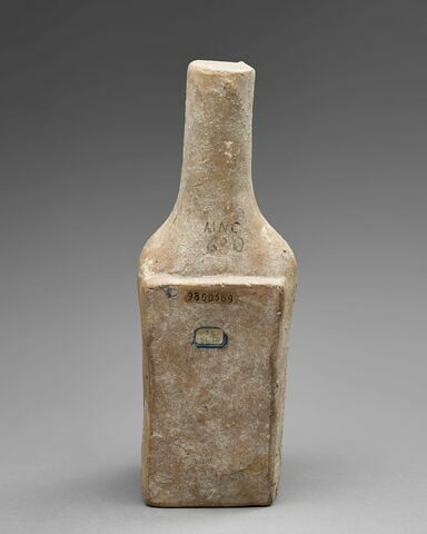 figurine, image 2/4