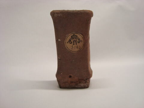 figurine, image 2/2