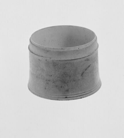 pyxis, image 7/8