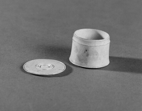 pyxis, image 4/8