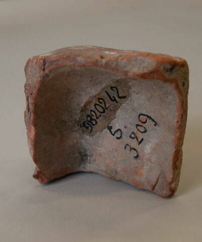figurine, image 2/2