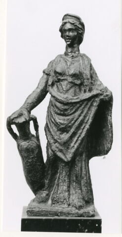 statuette