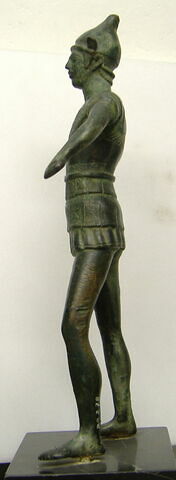 statuette, image 4/4