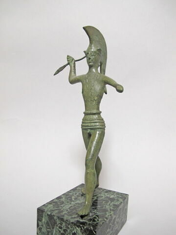 statuette, image 2/3
