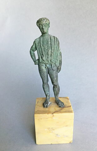 statuette