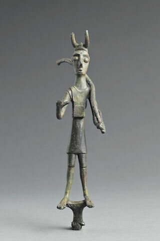 Statuette votive d'un archer, image 2/4