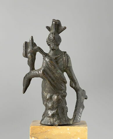 statuette, image 3/4