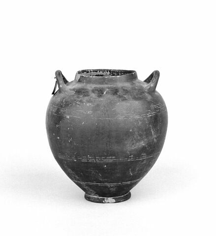 olla ; pyxis