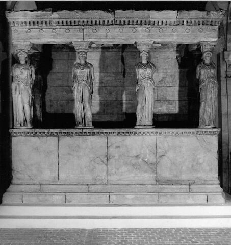 Tirage du baldaquin des caryatides de l'Érechtéion, image 5/13