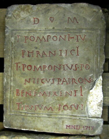 stèle, image 2/2