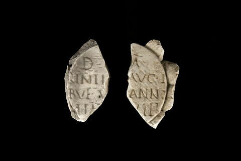 inscription, image 2/4