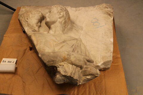 relief architectural, image 2/3