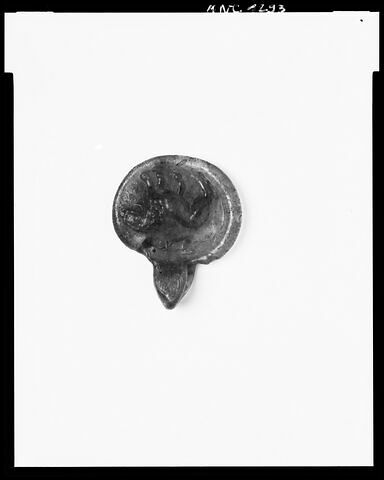 élément de collier ; amulette, image 9/12