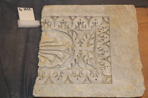Frise à décor végétal, image 3/3