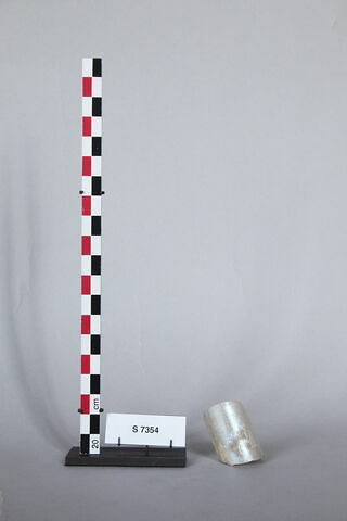 vase, image 5/12