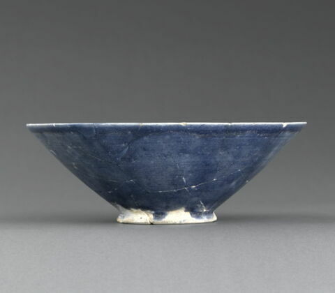 Coupe à décor de demi-palmettes, image 3/7