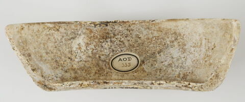 Fragment de coupelle à paroi droite