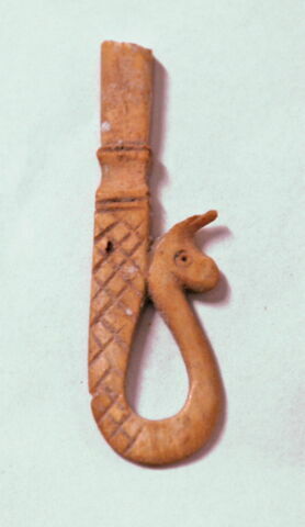 Élément zoomorphe fragmentaire, image 3/3