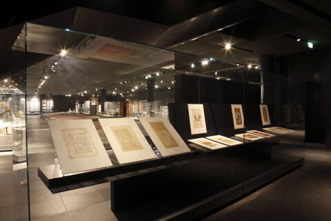 Danseuse moghole ; Dame moghole (page d'album), image 4/13