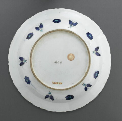 Plat à la touffe de tulipes et d'oeillets, image 6/6