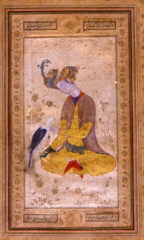 Chasseur caressant son faucon, image 3/3