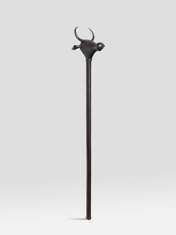 Masse d'armes à tête de taureau, image 3/4