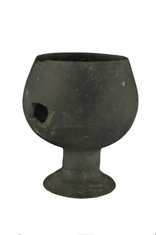 Coupe, image 2/2
