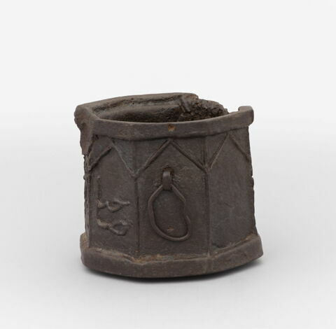 Mortier ou creuset d'atelier, image 4/6