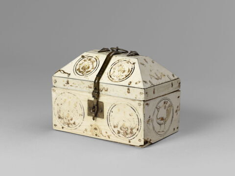 Coffret aux oiseaux et aux paons