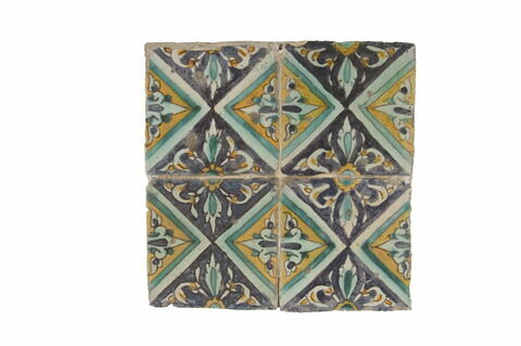 Carreau à décor floral dans des losanges, image 3/3