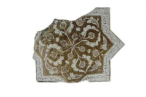 Etoile à décor végétal stylisé, image 2/2
