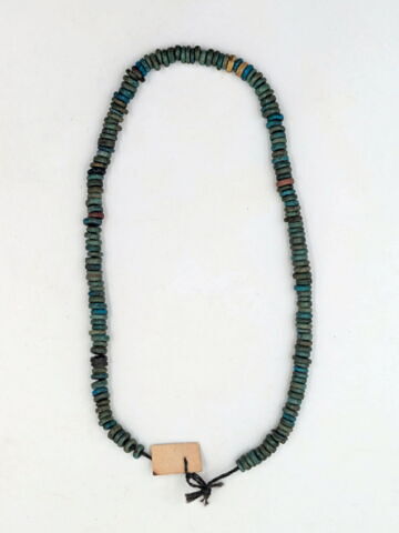 collier ; perle ronde, image 2/2