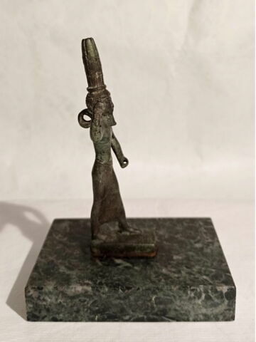 figurine, image 2/4
