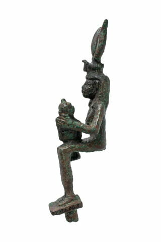 figurine d'Isis allaitant, image 2/5