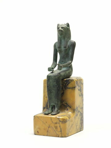 figurine