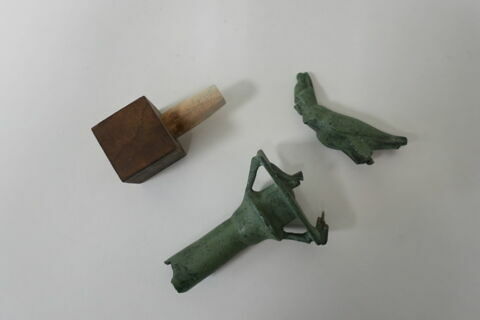 figurine ; enseigne divine, image 2/4
