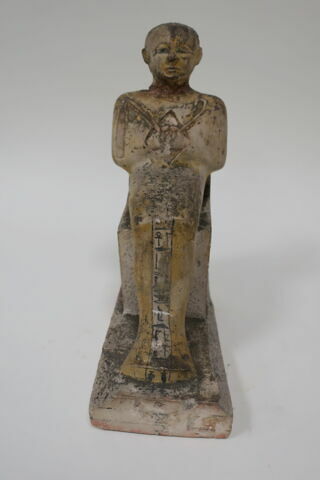 statuette