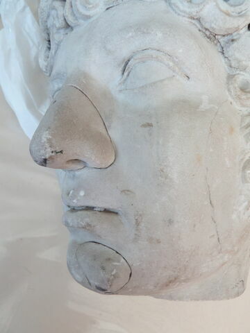 statue ; tête, image 3/3