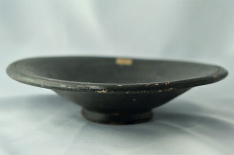 assiette  ; plat, image 2/5