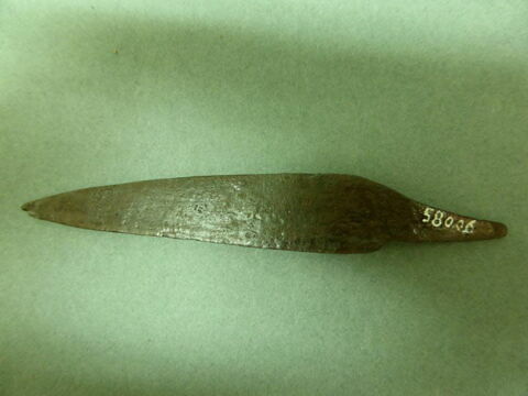 arme ; couteau ; lame, image 2/2